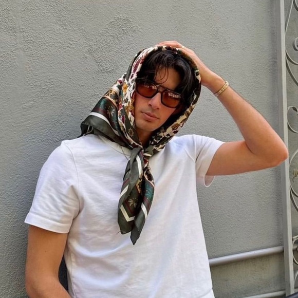 ANNE KLEIN Elegant Floral Scarf - Picture 11 of 14